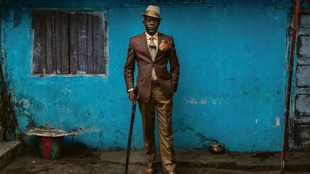 Sapeur seit 30 Jahren. Der 51-jährige Personalmanager Basile Gandzion, 2017 in seiner Heimatstadt Brazzaville.