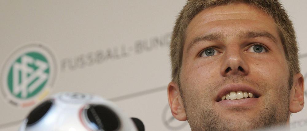 Thomas Hitzlsperger came out as gay in an interview with Die Zeit this week.