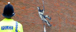Ein mögliches Banksy-Kunstwerk, das einen flüchtenden Häftling im HM Prison Reading, Reading, Vereinigtes Königreich am 1. März 2021 darstellt. 