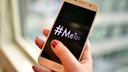 MeToo, der Hashtag gegen sexuelle Gewalt und Machtmissbrauch.