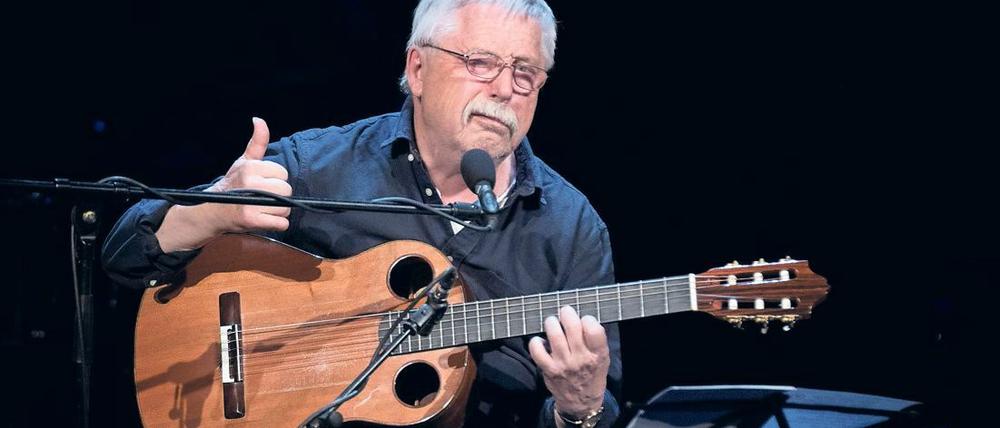 Wolf Biermann bei einem Konzert anlässlich seines 80. Geburtstags 2016 im Berliner Ensemble.