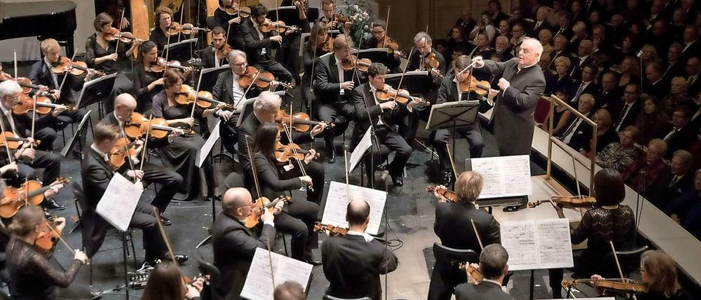 Daniel Barenboim dirigiert das Jubiläumskonzert zum 275. Geburtstag der Staatsoper Unter den Linden.