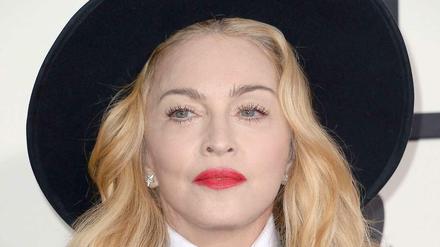 The Queen is not amused. Madonna schimpfte in den sozialen Netzwerken über den Leak ihrer Songs. 