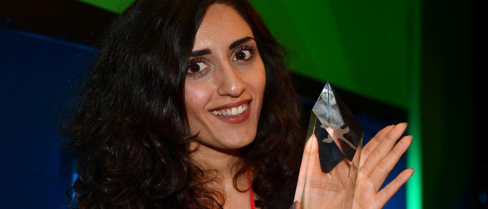 Soleen Yusef von der Filmakademie Baden-Württemberg Ludwigsburg gewinnt den Hauptpreis mit "Haus ohne Dach". 