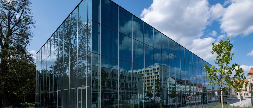 Blick auf das neue Bauhaus Museum Dessau nach einem Entwurf des spanischen Architektenbüros Gonzales Hinz Zabala. 