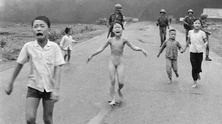 8. Juni 1972 in Vietnam. John Morris setzte die Veröffentlichung dieses Fotos durch.