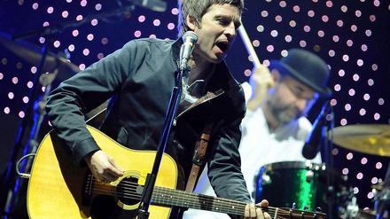 Don't look back in anger. Noel Gallagher spielte in Berlin viele Oasis-Songs