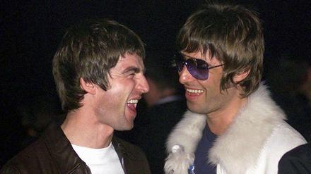 Bilder aus besseren Zeiten. Die Brüder Noel (l.) und Liam Gallagher streiten heute mehr als sie lachen.