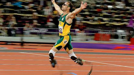 Oscar Pistorius: Maschinenegewehre als Beinprothesen? Das geht gegen den olympischen Gedanken.