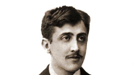 Der französische Schriftsteller Marcel Proust im Alter von ca. 35 Jahren.  