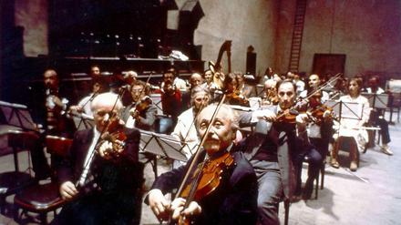 Szene aus Federico Fellinis Film "Orchesterprobe" (1978).