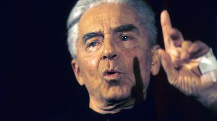 Oberhaupt einer Fanfamilie. Herbert von Karajan, 1986. 
