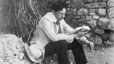 Der Schriftsteller Rudolf Borchardt 1907 in Italien.