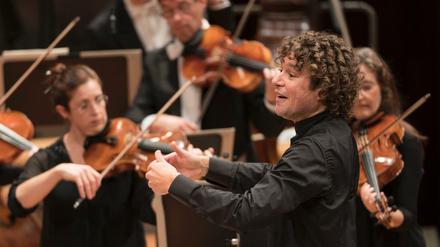 Robin Ticciati biem Konzert am Dienstag in der Philharmonie