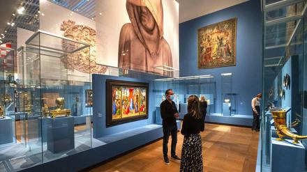 Warten auf das Publikum. Vom 21. bis zum 23. April eröffnet die Hermitage in Amsterdam im Rahmen eines Pilotprojekts für Museumskarteninhaber ihre Ausstellung "Zaren und Ritter". Man hofft auf eine Öffnung Ende Mai. 
