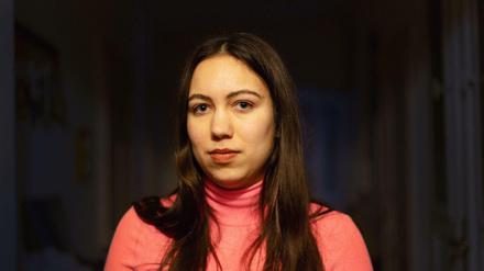 Die Journalistin und Schriftstellerin Ronya Othmann, 27