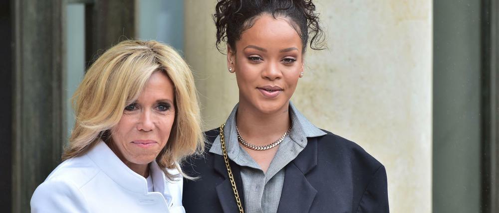 Bienvenue à Paris: Brigitte Macron nimmt Rihanna in Empfang.