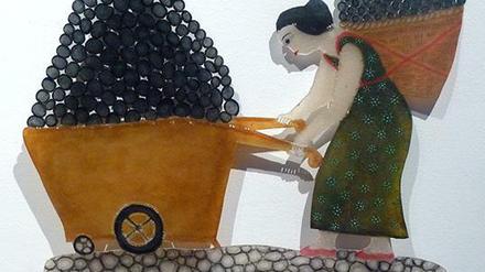 Arbeit in Bewegung. Eine "Schubkarre" des 1973 geborenen indonesischen Künstlers Jumaadi, der nach seinem Studium an der australischen National Art School halb in Sydney lebt. Seine Arbeiten gehören, eingeleitet von Tiffany Tsao, bilden einen Beitrag in der aktuellen Ausgabe des "Asymptote Journal".