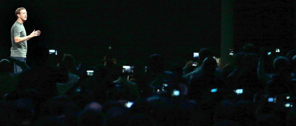 Facebook-Gründer Mark Zuckerberg auf dem Mobile World Congress in Barcelona am 21. Februar 2016. 