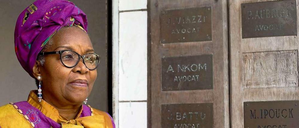 Alice Nkom hat 30 Jahre als Rechtsanwältin gearbeitet. Vor zehn Jahren begann sie, Homosexuelle vor Gericht zu verteidigen. Das kamerunische Strafrecht ist verfassungswidrig, sagt sie. 