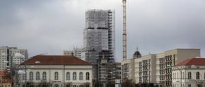Im Herbst 2023 soll der Bau des Turms abgeschlossen sein.