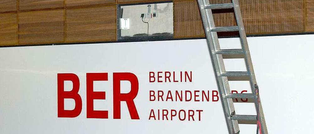 Der neue Flughafen hat es sogar geschafft, im Koalitionsvertrag erwähnt zu werden. Besser wäre es natürlich gewesen, wenn das gemeinsame Projekt von Berlin, Brandenburg und dem Bund dafür erst gar keinen Anlass geliefert hätte.