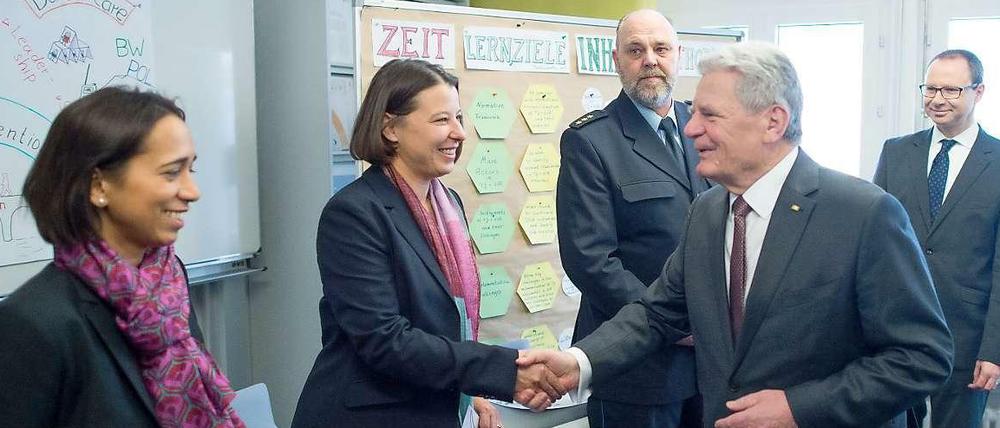 Joachim Gauck am vergangenen Dienstag beim "Zentrum für Internationale Friedenseinsätze" in Berlin. 