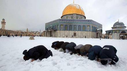 Jerusalem im Schnee - sieht leider nur friedlich aus.