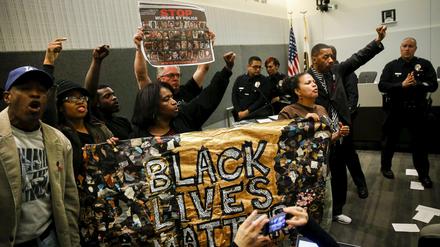 Der Kampf um gleiche Rechte dauert an, weltweit: Protest der "Black Lives Matter"-Bewegung gegen den Tod schwarzer Personen in Polizeigewahrsam in den USA.