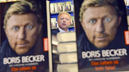 Kann der Mensch – auch wenn es sich nicht um Boris Becker handelt – sein Leben nicht so überblicken, das da am Ende gute Literatur bei herauskommt?