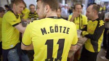 Der bevorstehende Mannschaftswechsel des Borussia-Spielers Mario Götze sorgte diese Woche für Wirbel. Ab Sommer wird das Fußballtalent für den FC Bayern München spielen. 