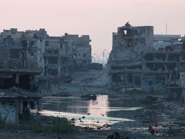 Mehr als fünf Jahre nach Gaddafis Tod liegt das post-revolutionäre Libyen in Trümmern.