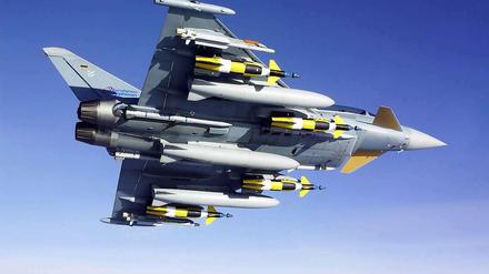 Kampfflieger Eurofighter. Nach der geplatzten Fusion richten sich die Blicke auf die Rüstungssparte von EADS.