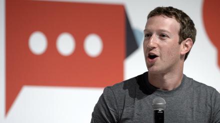 Mark Zuckerberg hält die Idee, dass Facebook Einfluss auf das Wahlergebnis in den USA gehabt haben könnte für "verrückt".