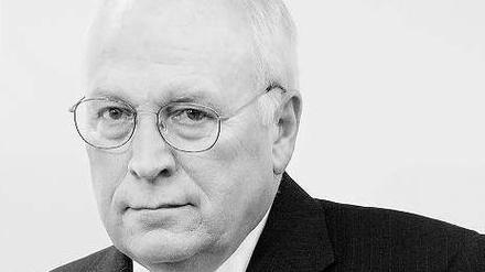 Der Mann griff zu harten Mitteln: Dick Cheney.