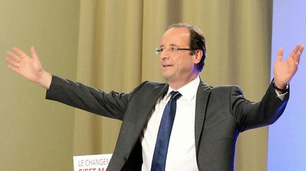 Herausforderer Hollande hat gute Chancen im zweiten Wahlgang Präsident zu werden.