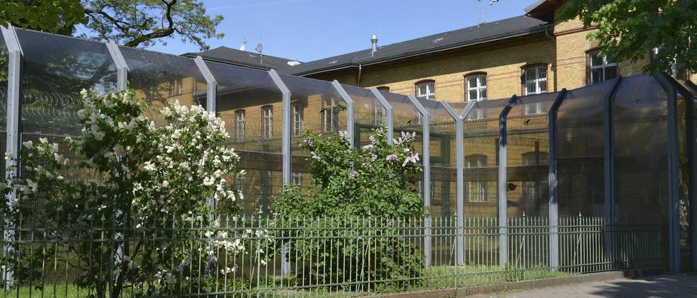 Die ehemalige Karl-Bonhoeffer-Nervenklinik wird der neue Standort des Ankunftszentrums.