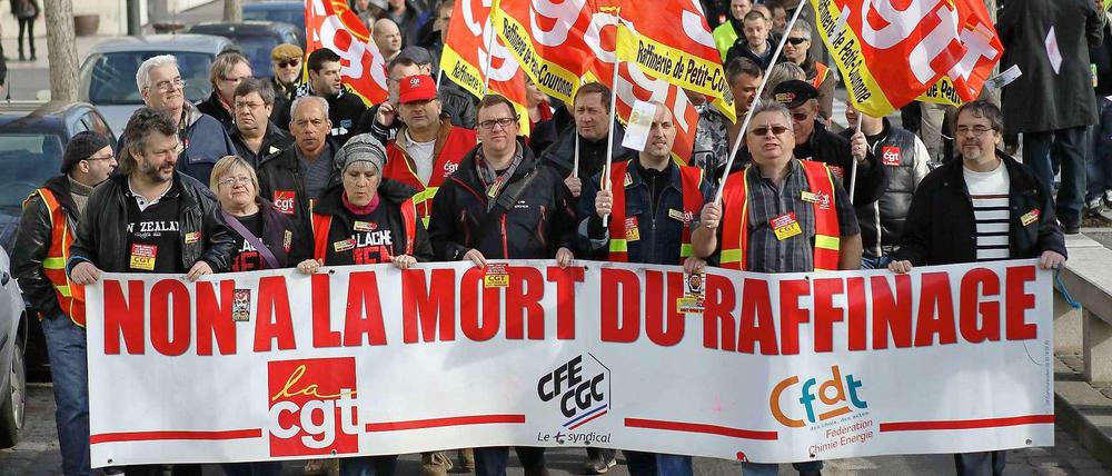 Reformgegner: Mitglieder der französischen Gewerkschaft CGT demonstrieren in Rouen.