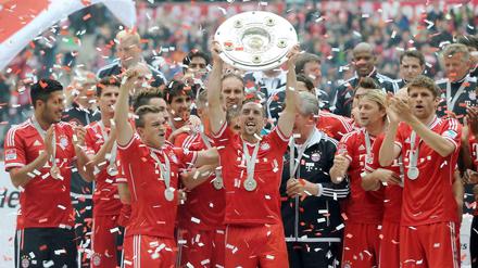 Statistisch gesehen wird der FC Bayern mit Trainer Pep Guardiola wieder Meister - trotzdem hoffen viele, dass es nicht so sein wird.