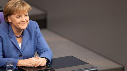 Merkel freute sich bei der Haushaltsdebatte vor allem über Gummibärchen. 
