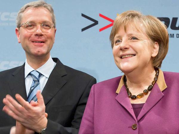 Bundeskanzlerin Merkel und Norbert Röttgen, NRW-Spitzenkandidat für die CDU.