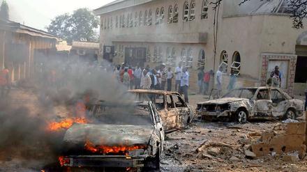 Bei Angriffen auf Kirchen in Nigeria kamen über 40 Menschen ums Leben.