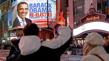 Barack Obama ist wiedergewählt: Nach einem spannenden Wahlkampf besiegte er Herausforderer Mitt Romney im Rennen um das Weiße Haus.