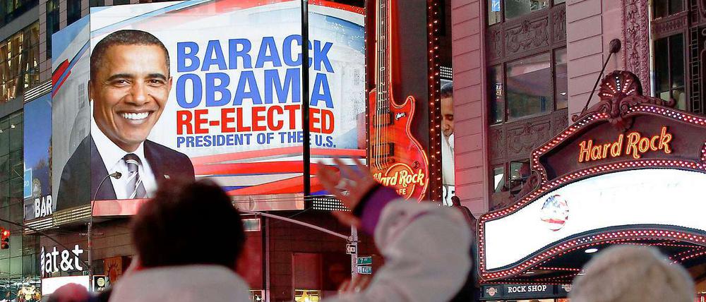 Barack Obama ist wiedergewählt: Nach einem spannenden Wahlkampf besiegte er Herausforderer Mitt Romney im Rennen um das Weiße Haus.