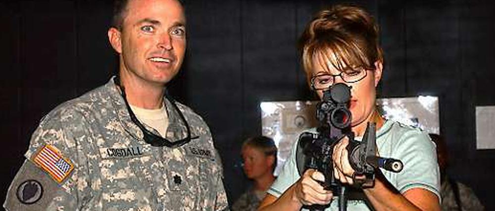 Sarah Palin ist nun selbst im Fadenkreuz.