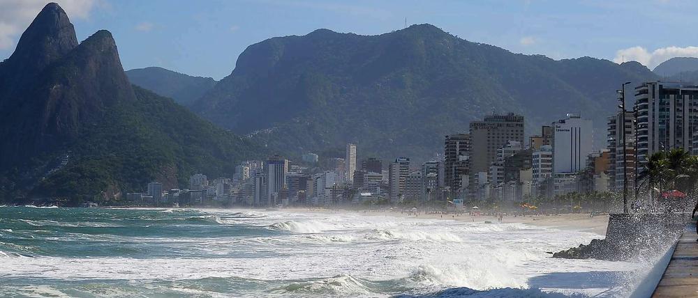 Die Copacabana in Rio de Janeiro.