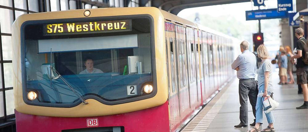 Veraltete Signaltechnik könnte die S-Bahn in ein paar Jahren dazu zwingen, das Tempo dauerhaft zu drosseln.
