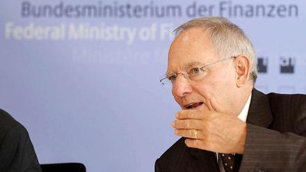 Bundesfinanzminister Wolfgang Schäuble hat 1991 die Abgeordneten im Deutschen Bundestag für den Umzug von Bonn nach Berlin erwärmen können.