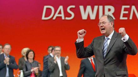 SPD-Kanzlerkandidat Peer Steinbrück will wirklich Kanzler werden - kann aber bei seiner Parteitagsrede nicht so richtig mitreißen.