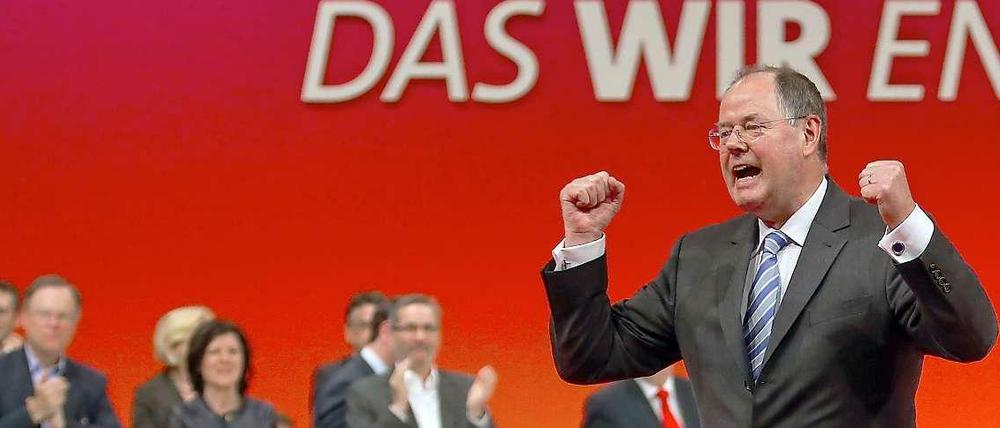 SPD-Kanzlerkandidat Peer Steinbrück will wirklich Kanzler werden - kann aber bei seiner Parteitagsrede nicht so richtig mitreißen.